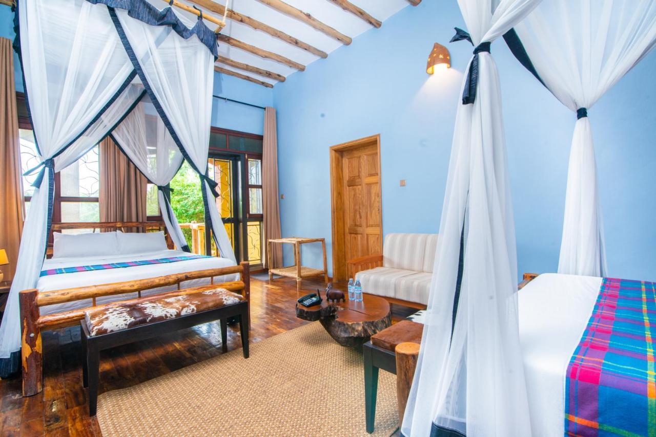 Buffalo Safari Lodge Katunguru ภายนอก รูปภาพ