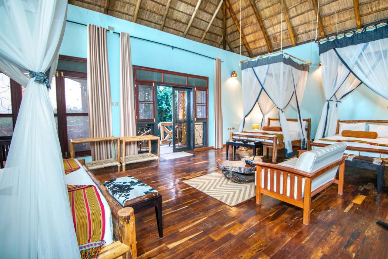 Buffalo Safari Lodge Katunguru ภายนอก รูปภาพ