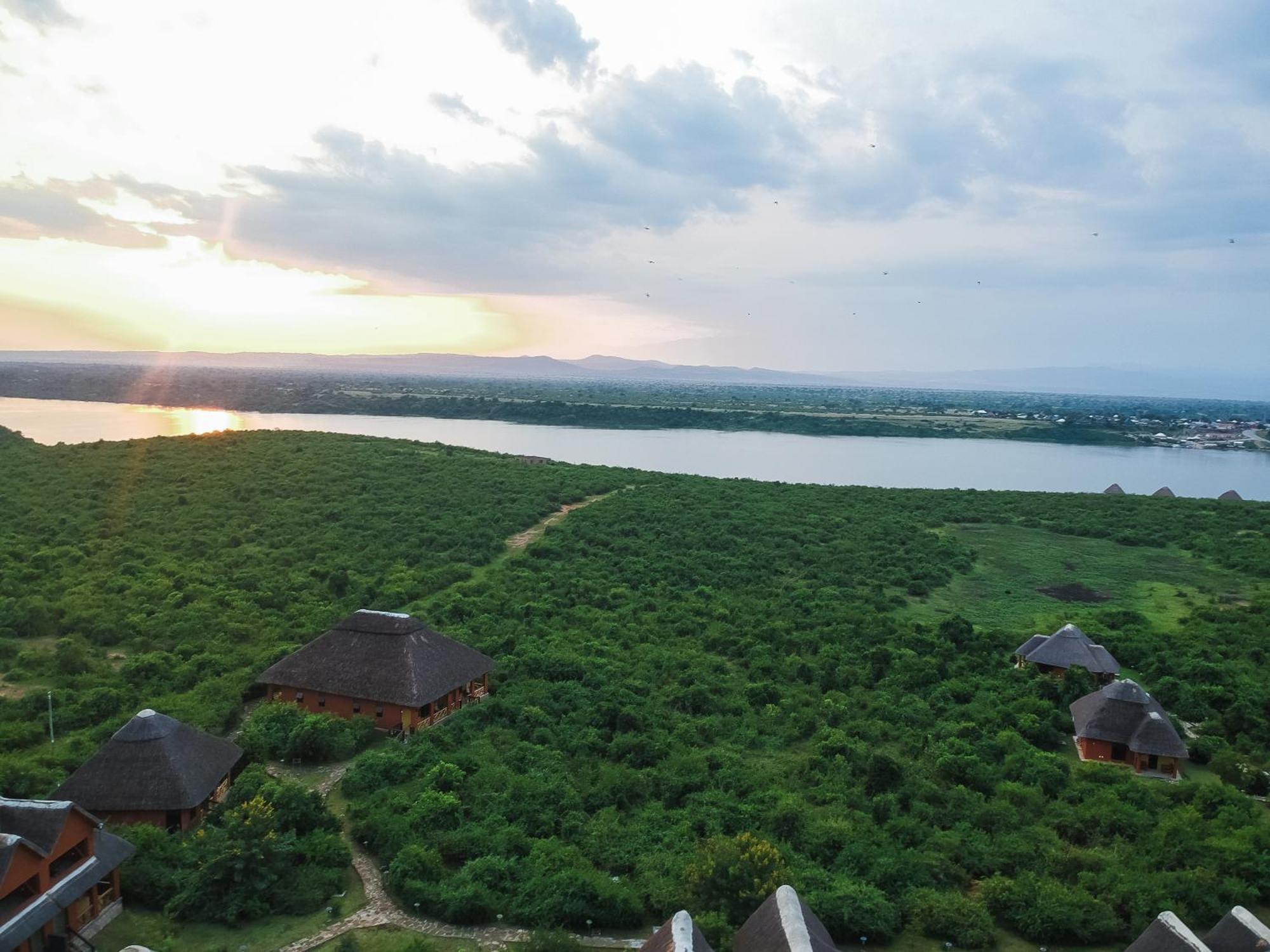 Buffalo Safari Lodge Katunguru ภายนอก รูปภาพ