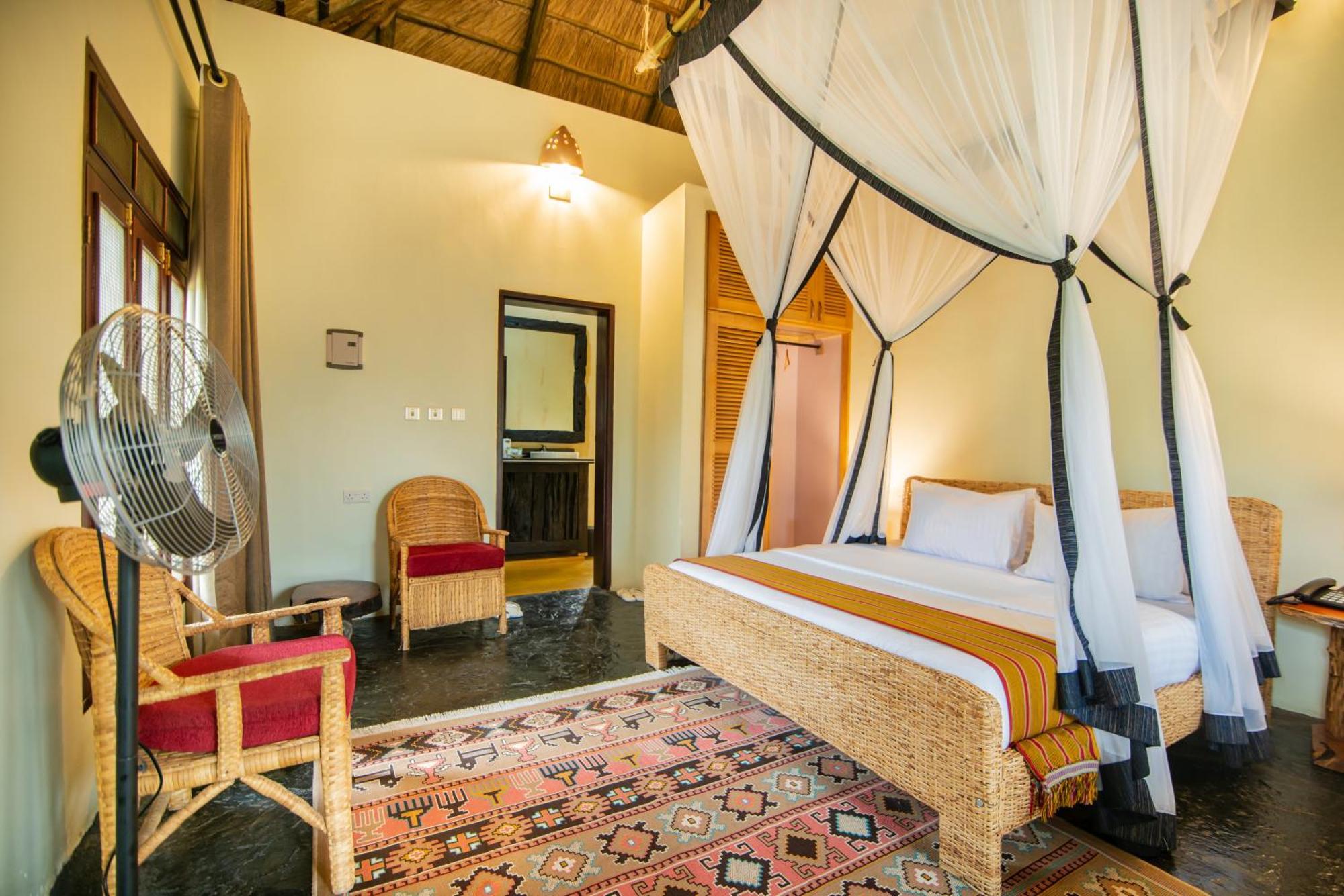 Buffalo Safari Lodge Katunguru ภายนอก รูปภาพ